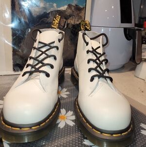 Dr. Martens Womens Size 11 CHURCH Boot